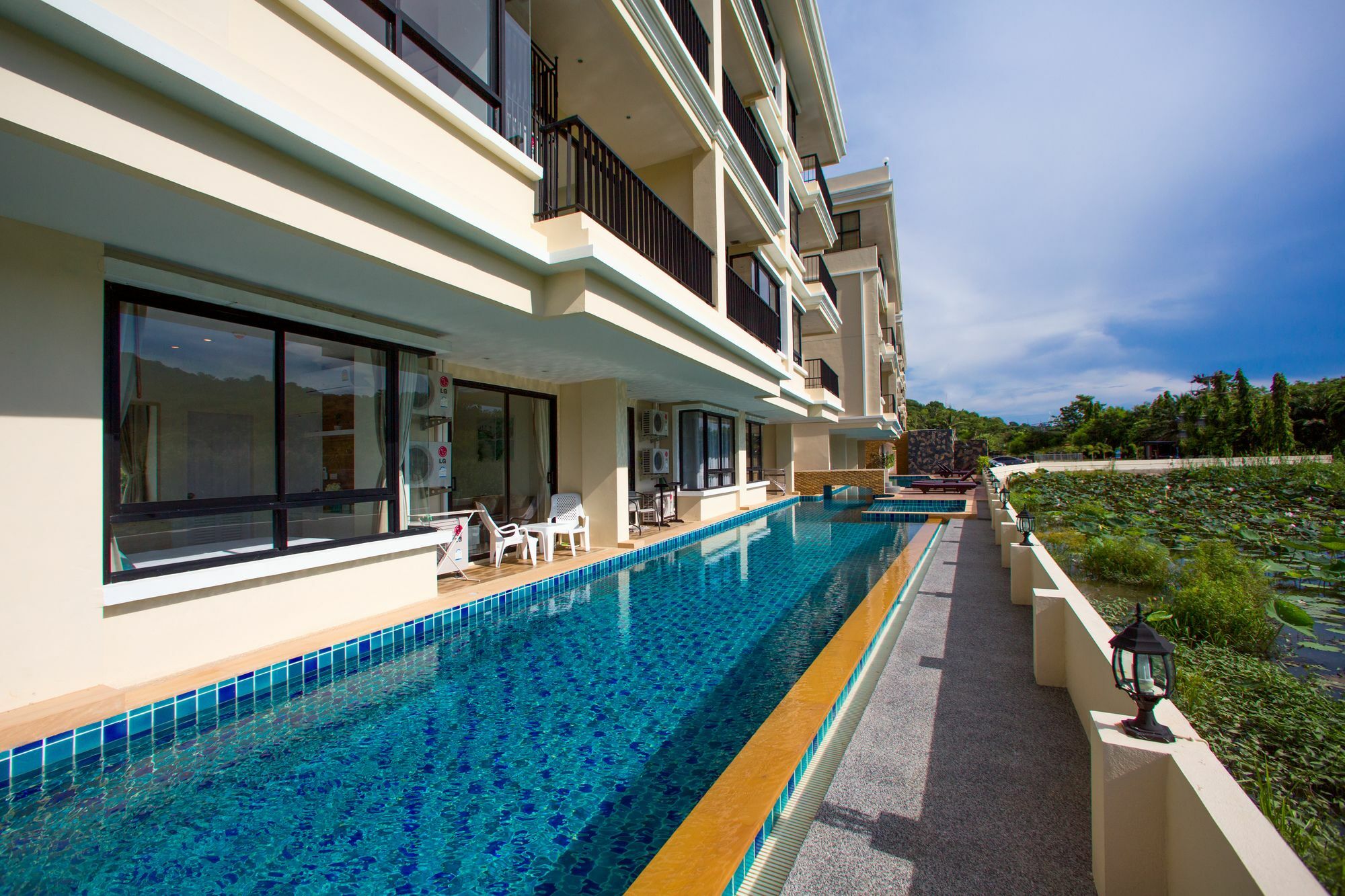 The Lago Apartments Rawai Екстер'єр фото